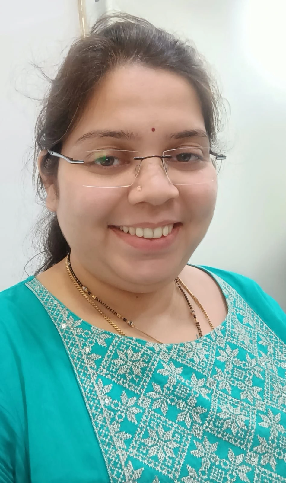 Ms. Monali Chandwadkar picture